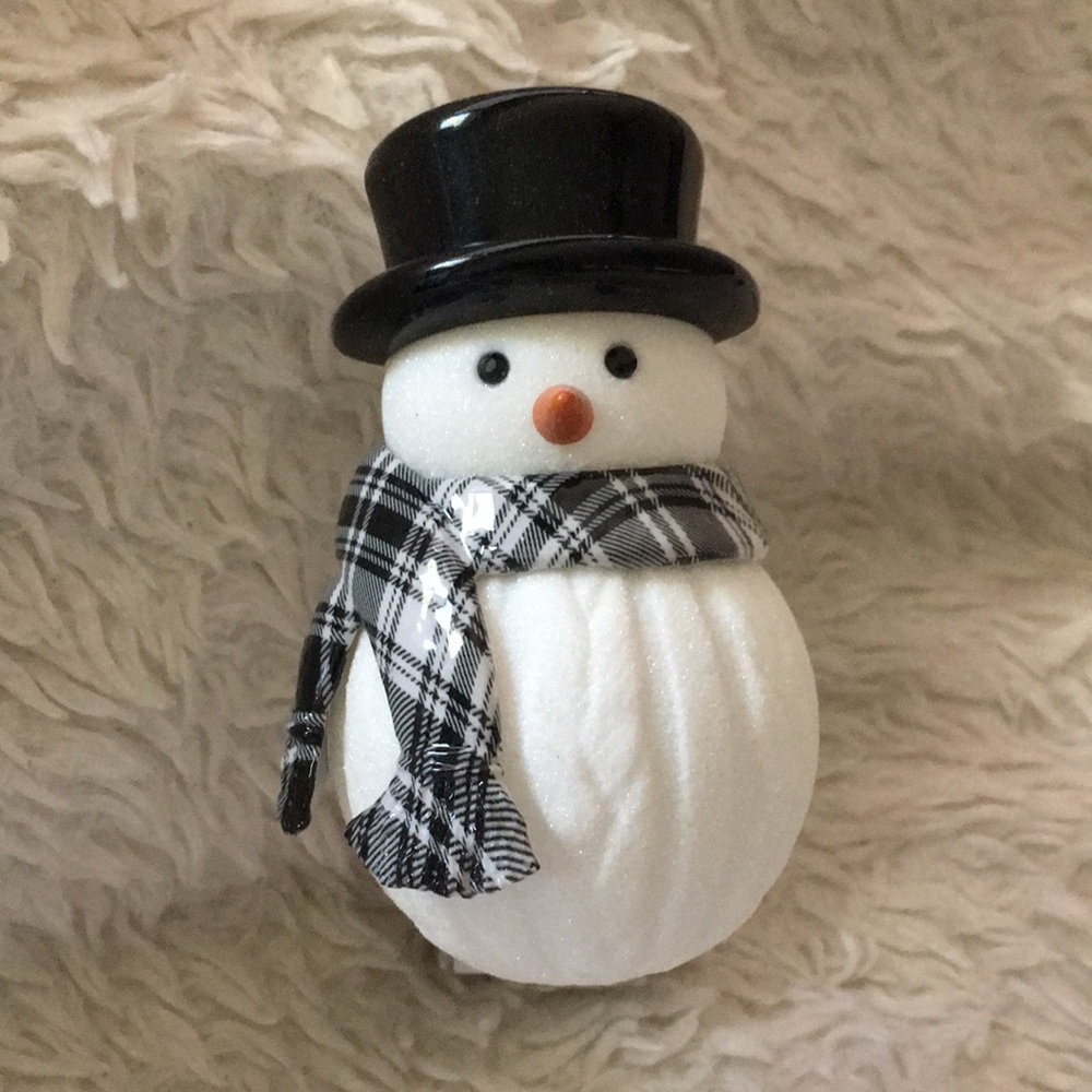 Bath & Body Works Snowman Wallflower